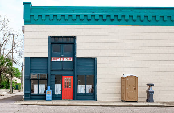 Portable restroom solutions in Bowling Green, FL